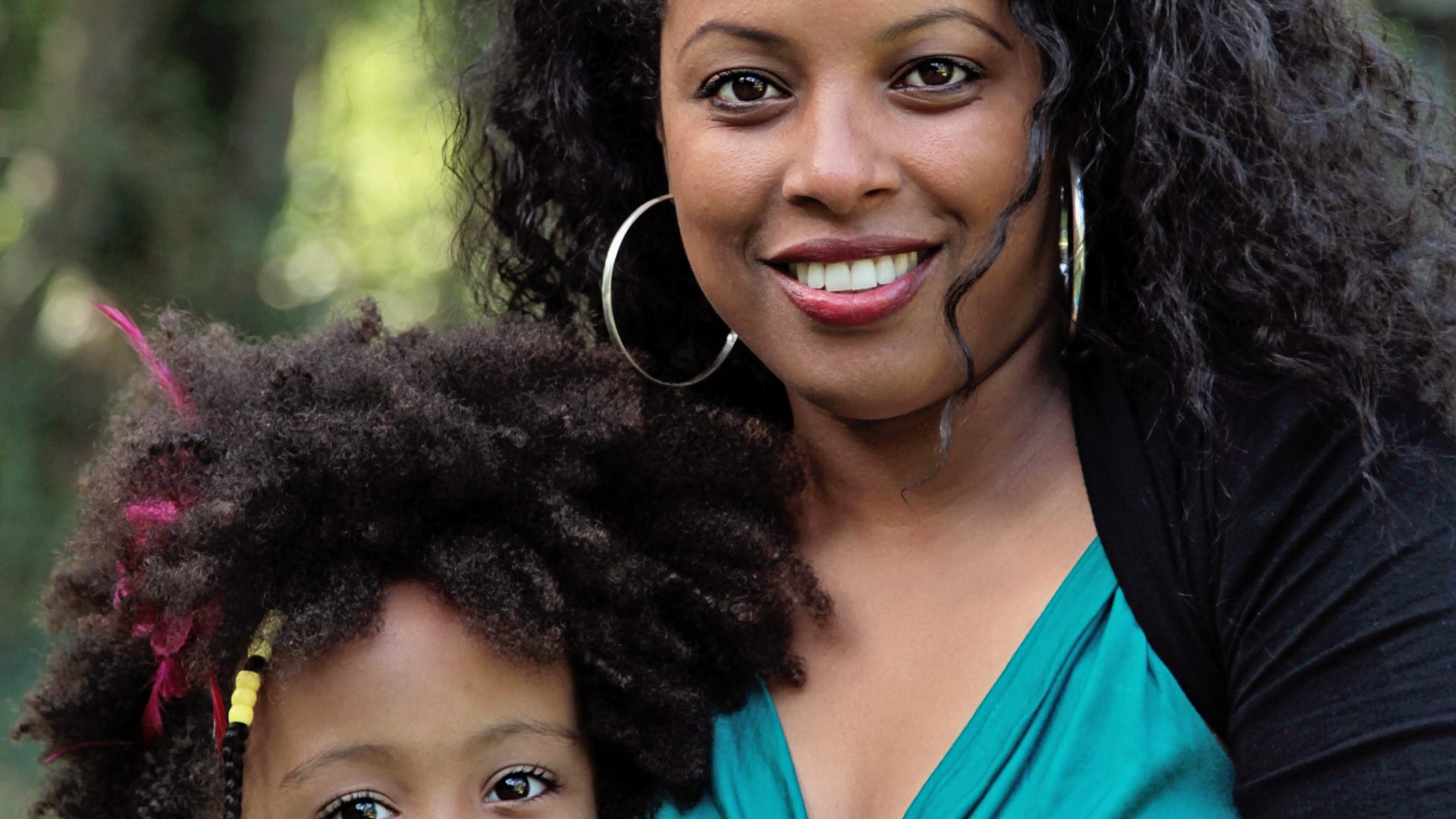 wg 2014dec, p11Moeder en kind geknipt